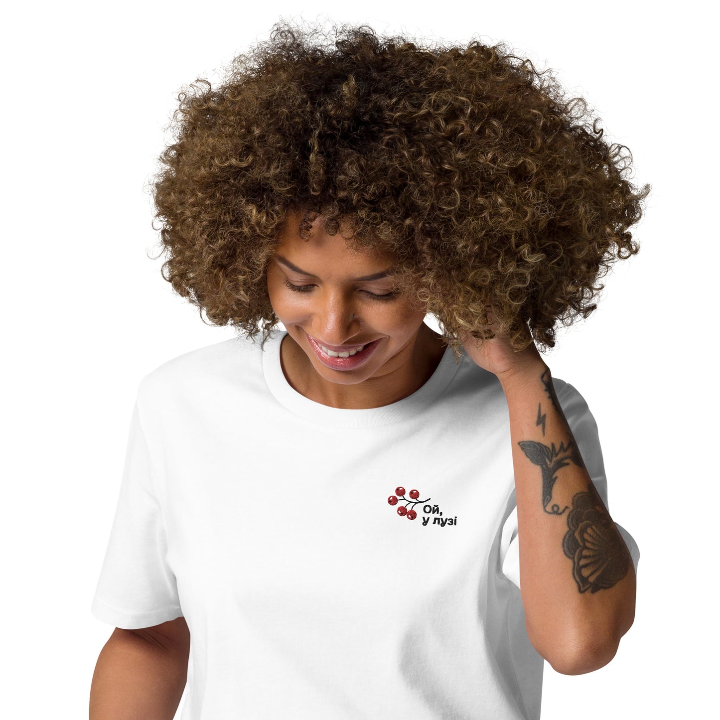 U luzi Unisex organic cotton t-shirt with embroidery in white